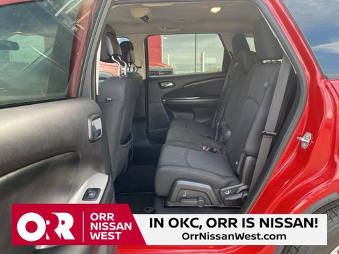 Used 2018 Dodge Journey SE w/ Popular Equipment Group image 15