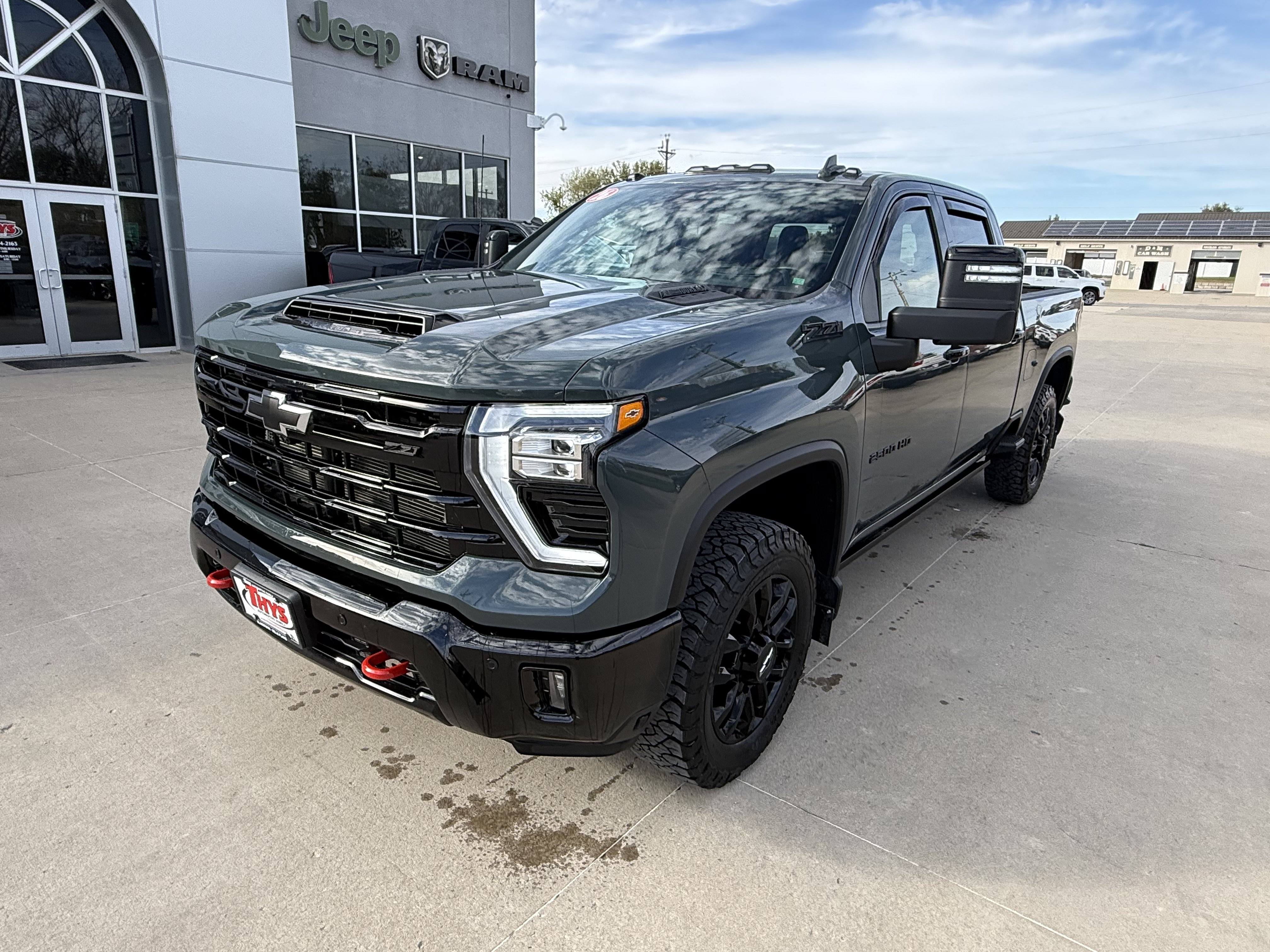 Used 2026 Chevrolet Silverado 2500 LTZ w/ LTZ Plus Package AWD/4WD image 31
