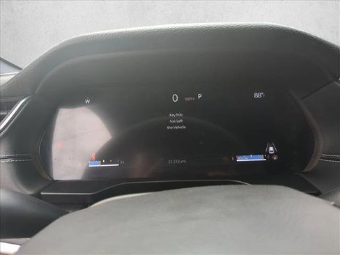 Certified 2025 Jeep Grand Cherokee Altitude AWD/4WD image 11