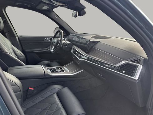 Used 2024 BMW X5 xDrive40i w/ Parking Assistance Package image 14