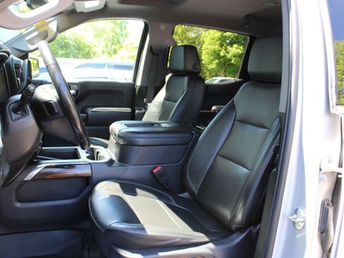 Used 2020 GMC Sierra 1500 SLT w/ SLT Premium Plus Package AWD/4WD image 17