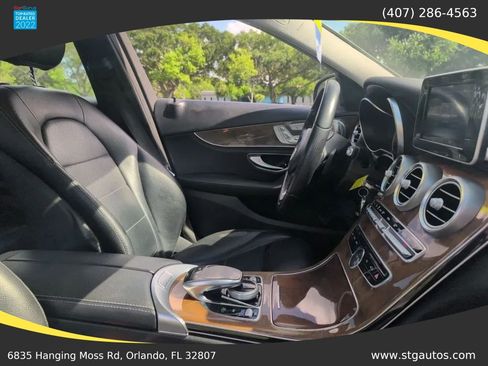 Used 2015 Mercedes-Benz C 300 4MATIC Sedan image 28