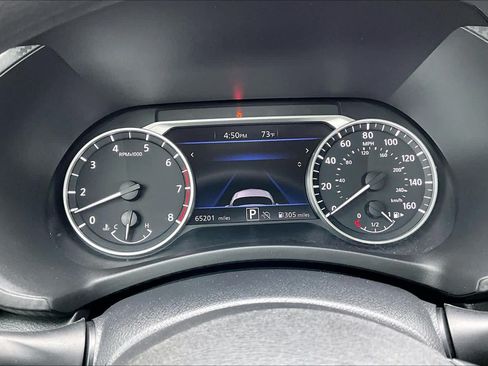 Used 2024 Nissan Sentra SV FWD image 26