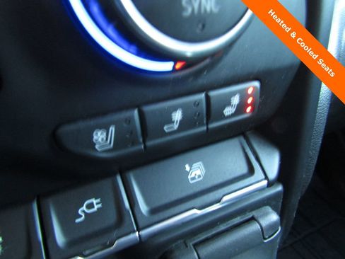 Used 2020 Chevrolet Silverado 1500 High Country w/ Technology Package image 19