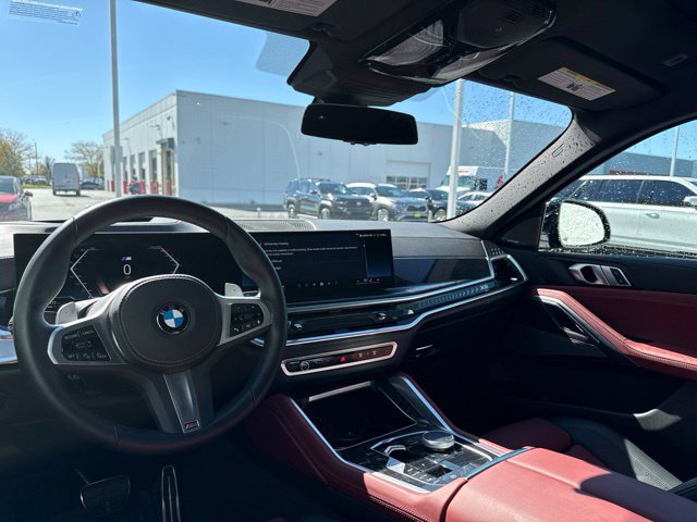 Used 2026 BMW X6 xDrive40i w/ Climate Comfort Package AWD/4WD image 11