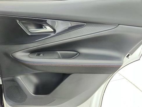 Used 2025 Chevrolet Blazer EV RS image 28