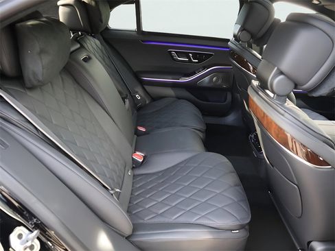 New 2026 Mercedes-Benz S 580 4MATIC Sedan image 20