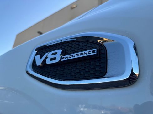 Used 2017 Nissan Titan SV image 26