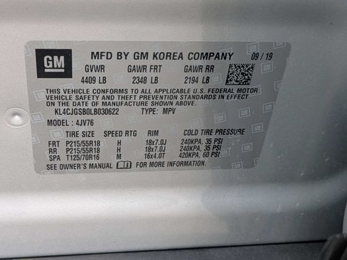 Used 2020 Buick Encore Essence w/ Experience Buick Package AWD/4WD image 17