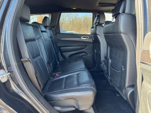 Used 2014 Jeep Grand Cherokee Limited image 18