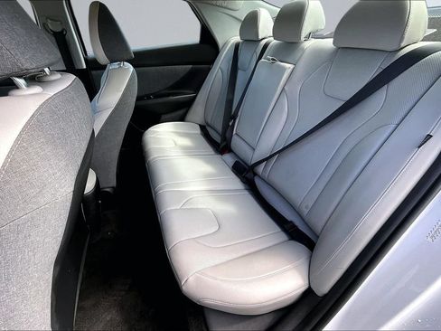 Used 2024 Hyundai Elantra Limited FWD image 24