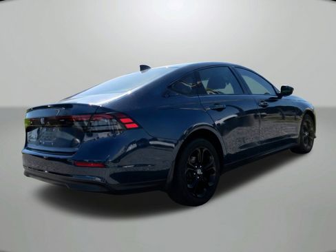 Used 2025 Honda Accord SE image 8