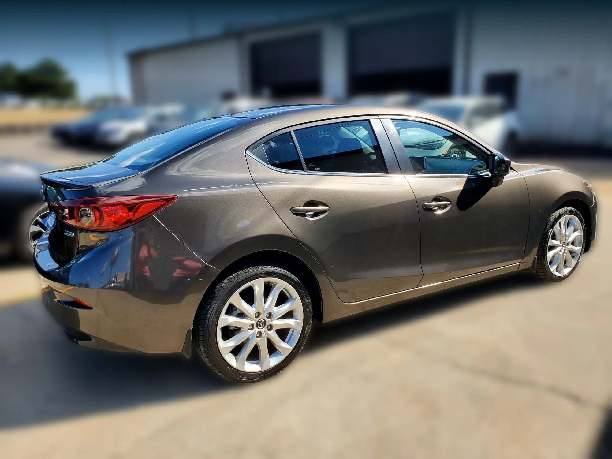 Used 2015 MAZDA MAZDA3 s Touring FWD image 17