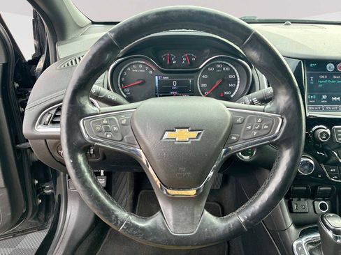 Certified 2017 Chevrolet Cruze Premier image 10