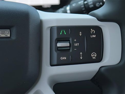 New 2026 Land Rover Defender 110 X-Dynamic SE image 21