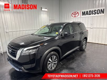 Used 2025 Nissan Pathfinder SL