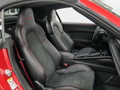 Used 2022 Porsche 911 Carrera GTS RWD image 18