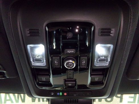 New 2026 Chevrolet Tahoe High Country image 19