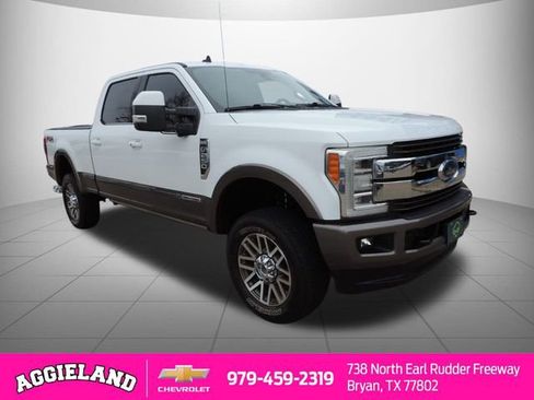 Used 2019 Ford F250 King Ranch w/ King Ranch Ultimate Package image 3
