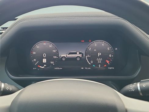 Used 2023 Land Rover Defender 110 X-Dynamic SE AWD/4WD image 26