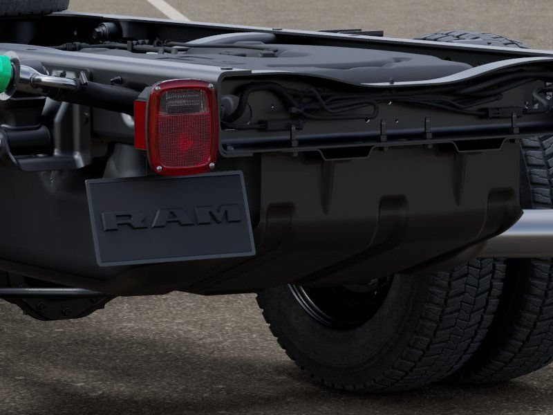 New 2026 RAM 5500 Tradesman AWD/4WD image 9