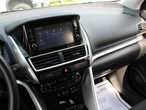 Used 2019 Mitsubishi Eclipse Cross ES AWD/4WD image 14