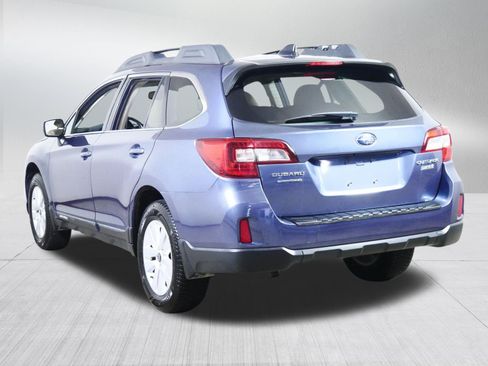 Used 2016 Subaru Outback 2.5i Premium w/ Popular Package #2 AWD/4WD image 5