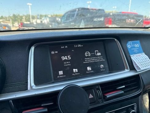 Used 2019 Kia Optima LX FWD image 10
