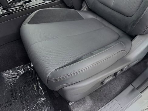 New 2026 Subaru Forester Touring image 19