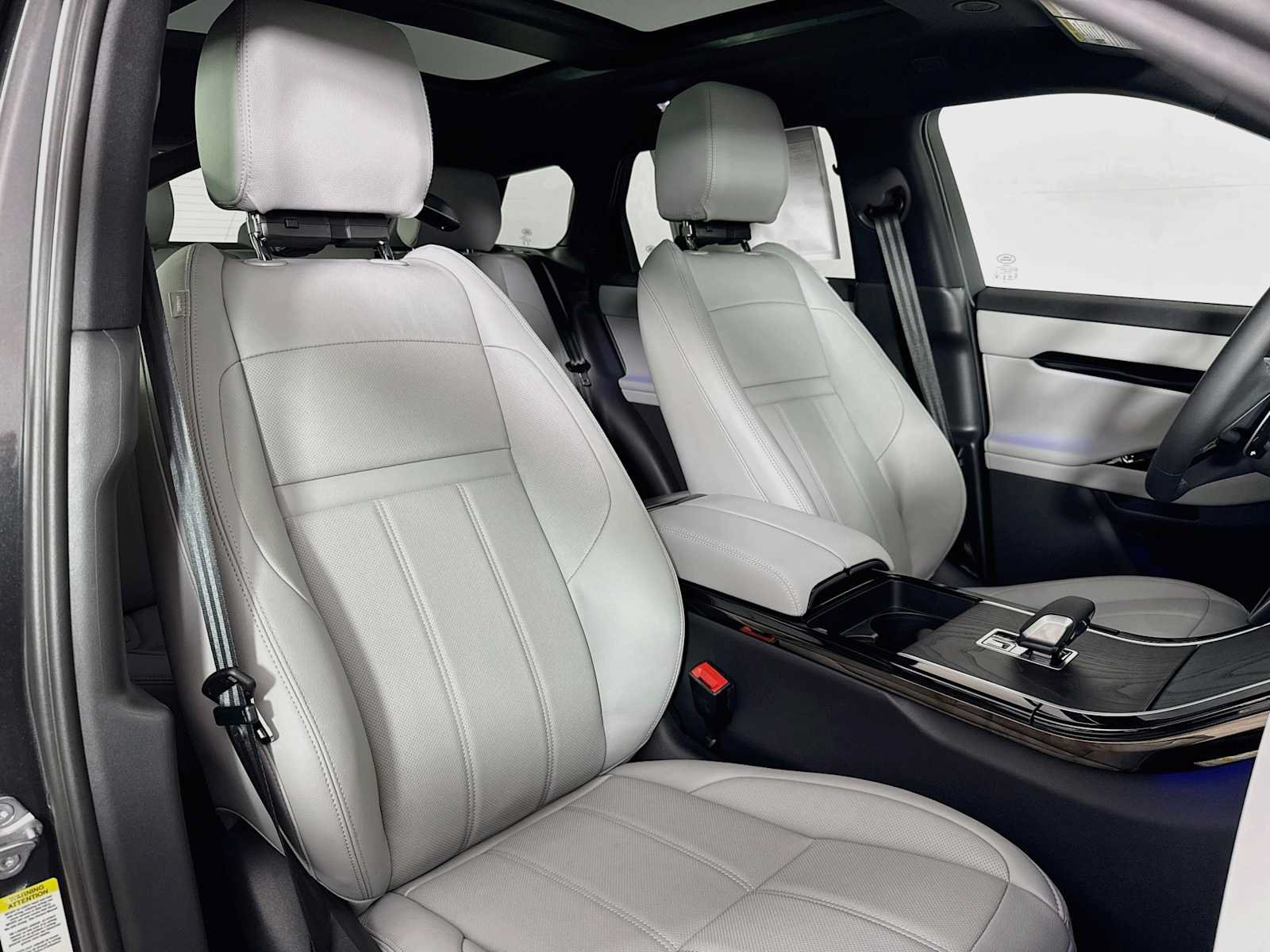 New 2026 Land Rover Range Rover Evoque S AWD/4WD image 27