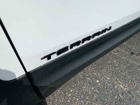 Certified 2024 GMC Terrain SLE w/ Driver Convenience Package AWD/4WD image 29