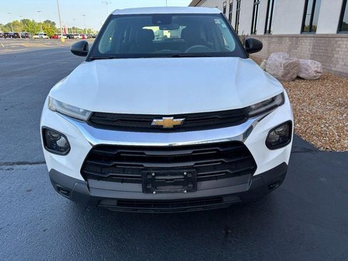 Used 2023 Chevrolet TrailBlazer LS FWD image 9