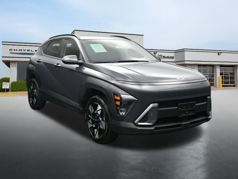 Used 2025 Hyundai Kona SEL AWD/4WD image 7