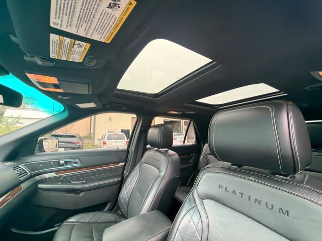 Used 2017 Ford Explorer Platinum AWD/4WD image 23