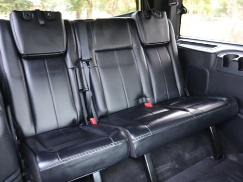 Used 2016 Ford Expedition Platinum AWD/4WD image 22