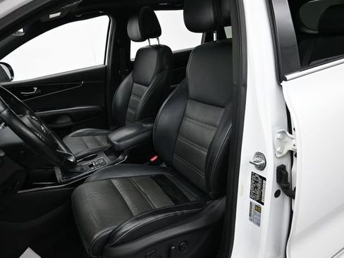 Used 2016 Kia Sorento SX w/ SXL Technology Package AWD/4WD image 11