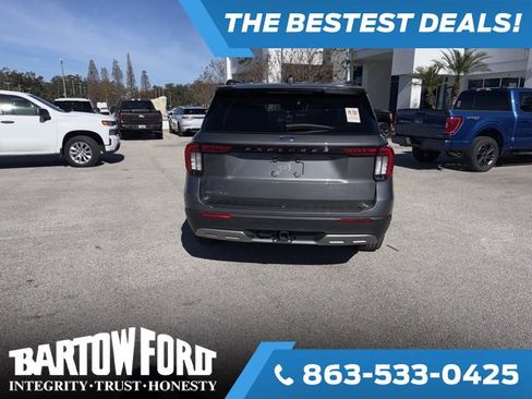 Used 2025 Ford Explorer Active w/ Active Comfort Package image 6