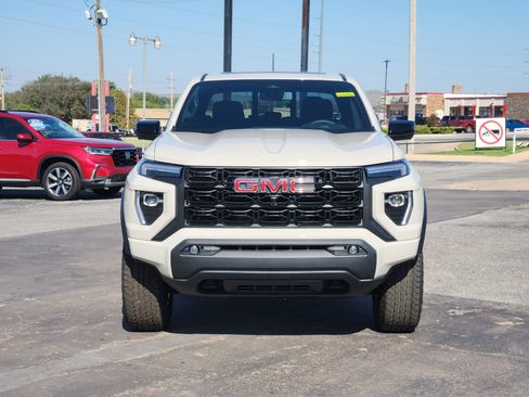 New 2026 GMC Canyon Elevation w/ Convenience Package image 6
