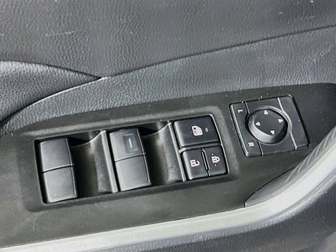 Certified 2025 Toyota RAV4 LE AWD/4WD image 16