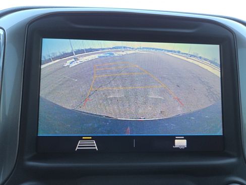 Used 2021 Chevrolet Silverado 1500 LT image 8