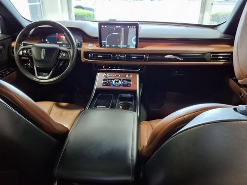 Used 2022 Lincoln Aviator Reserve w/ Elements Package Plus AWD/4WD image 28