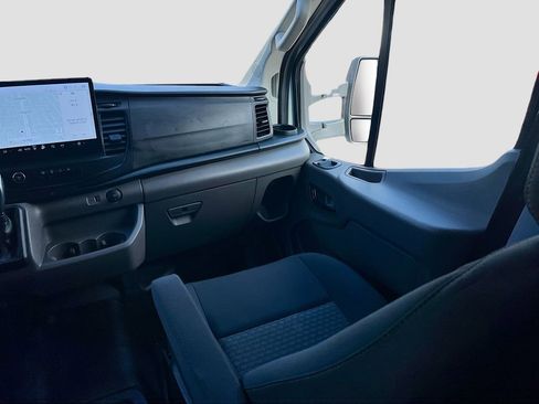Used 2025 Ford Transit 150 Low Roof RWD image 22