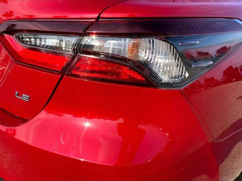 Used 2023 Toyota Camry LE image 29