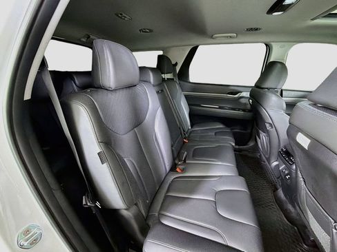 Used 2023 Hyundai Palisade SEL FWD image 29