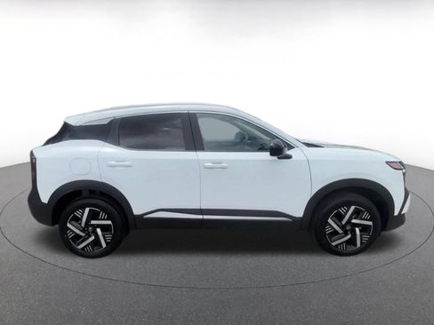 Used 2026 Nissan Kicks SV w/ Cold Weather Package FWD image 15