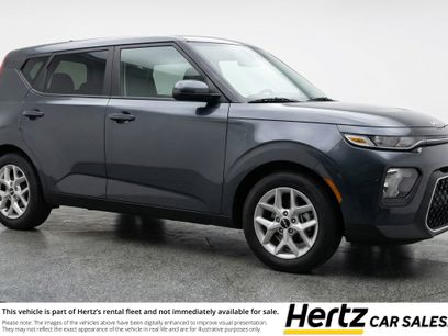 Used 2025 Kia Soul LX w/ LX Technology Package