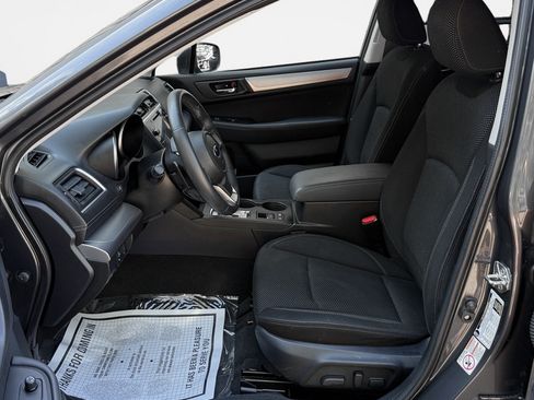 Used 2019 Subaru Outback 2.5i Premium AWD/4WD image 12
