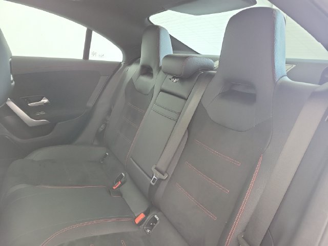 Used 2024 Mercedes-Benz CLA 250 4MATIC image 12