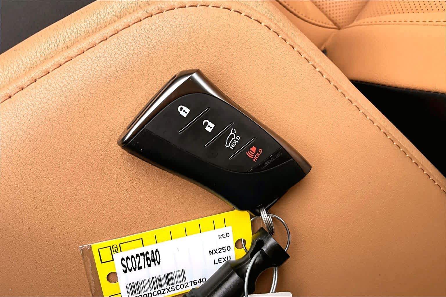 Used 2025 Lexus NX 250 FWD w/ Accessory Package (Z2) image 15
