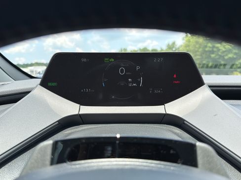 New 2026 Toyota Prius Plug-In Hybrid FWD image 28